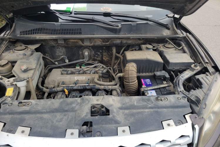 Used Yema T70 2015 1.8L Manual Comfort Model Engine Bay