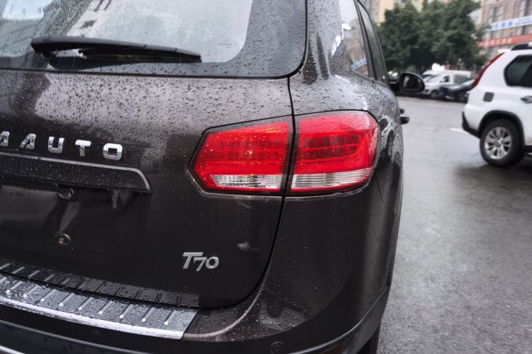 Used Yema T70 2015 1.8L Manual Elite Model Exterior 6
