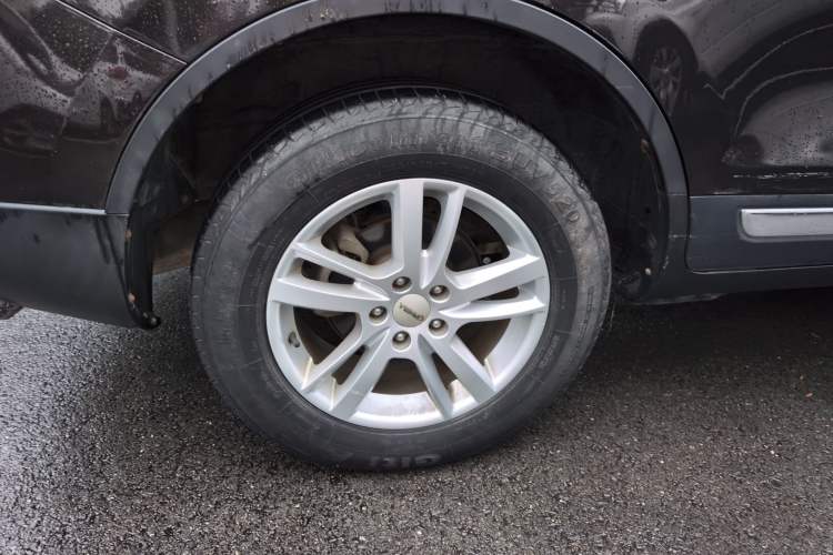 Used Yema T70 2015 1.8L Manual Elite Model Exterior 8