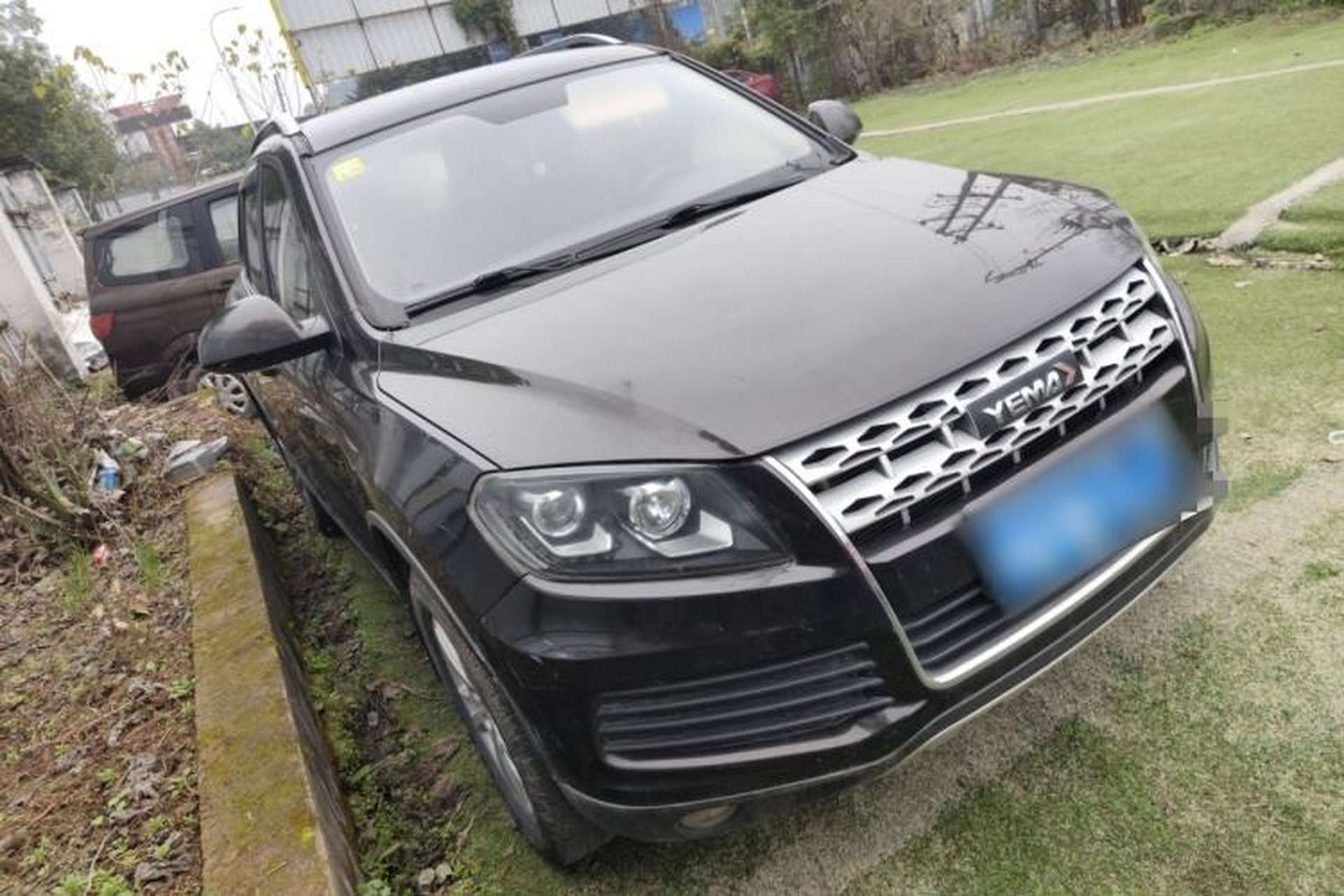 Used Yema T70 2015 1.8L Manual Elite Model Front Right 45 Deg