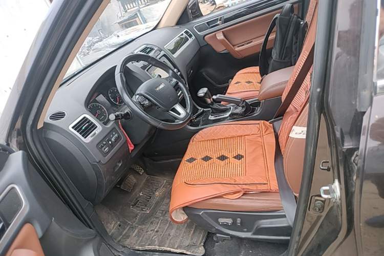 Used Yema T70 2015 Revised 1.8T CVT Elegant Version Left Front Seat