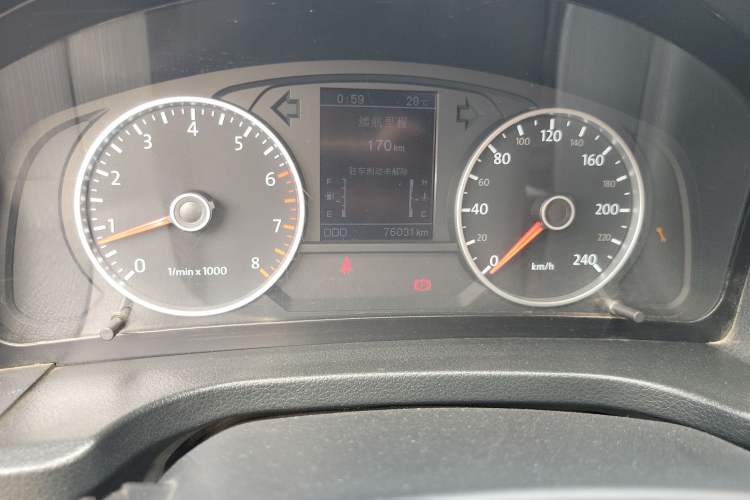 Used Yema T70 2015 1.8L Manual Comfort Model Odometer Close Up