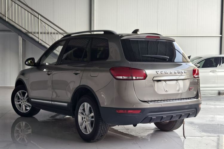 Used Yema T70 2015 Revised 1.8T CVT Elegant Version Exterior 4