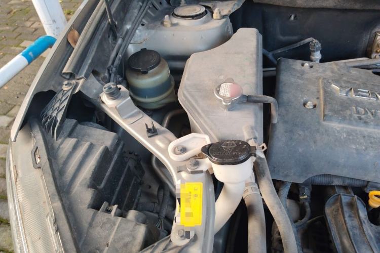 Used Yema T70 2015 1.8L Manual Elite Model Engine Bay Right