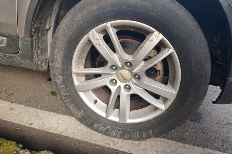 Used Yema T70 2015 1.8L Manual Elite Model Right Front Wheel Hub