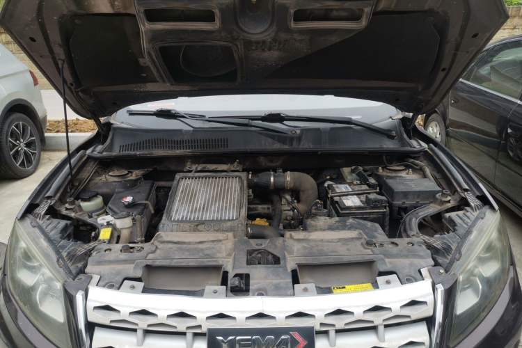Used Yema T70 2015 1.8T CVT Smart Model Engine Bay