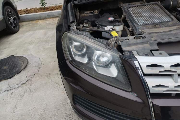Used Yema T70 2015 1.8T CVT Smart Model Right Front Headlight