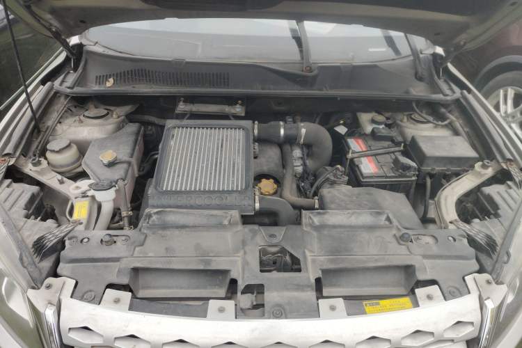 Used Yema T70 2015 Revised 1.8T CVT Elegant Version Engine Bay