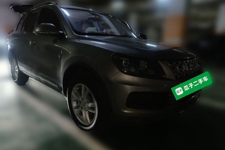 Used Yema T70 2015 1.8T CVT Elegant Model Front Right 45 Deg