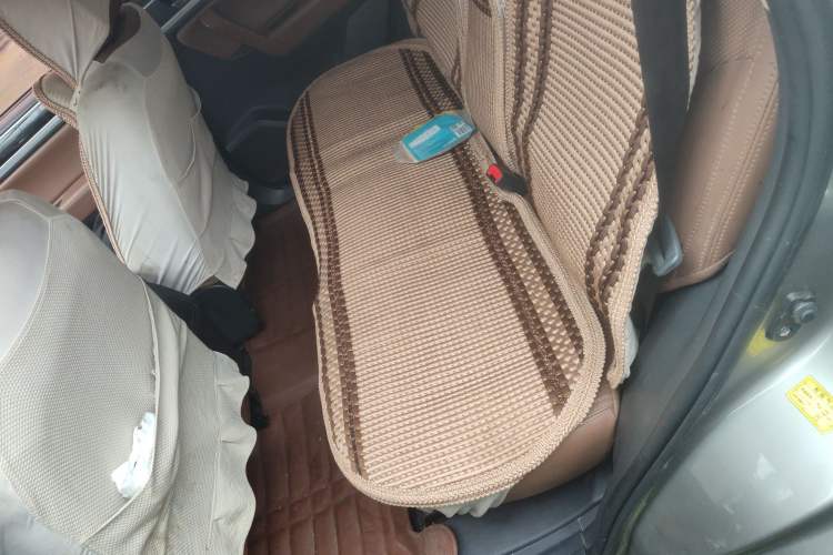 Used Yema T70 2015 Revised 1.8T CVT Elegant Version Left Rear Seat