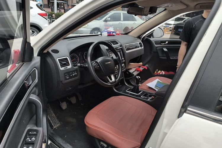 Used Yema T70 2015 Revised 1.8L Manual Elite Version Driver Seat