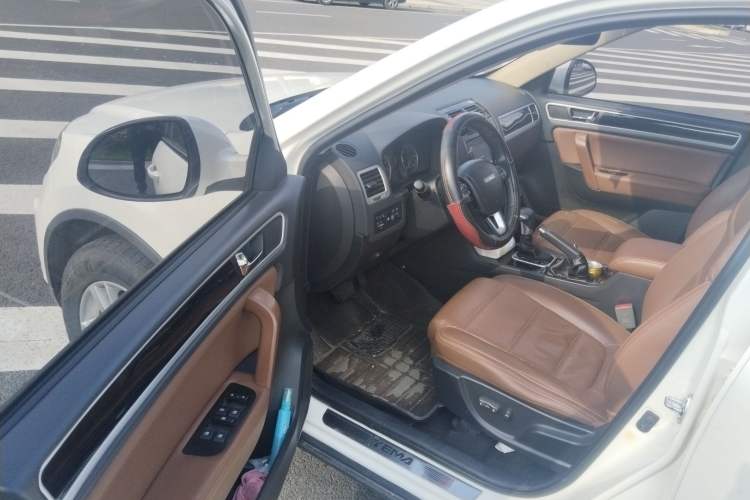 Used Yema T70 2015 1.8T CVT Smart Model Driver Seat