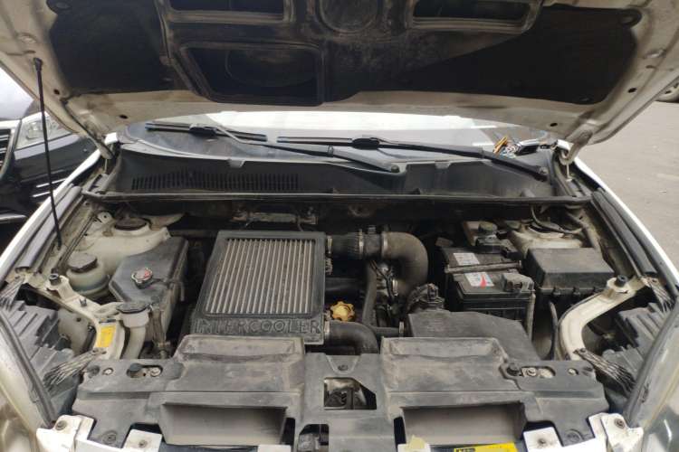 Used Yema T70 2015 Revised 1.8T CVT Elegant Version Engine Bay