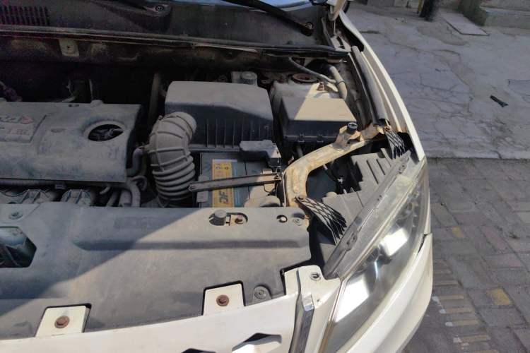 Used Yema T70 2015 1.8L Manual Elite Model Engine Bay Left