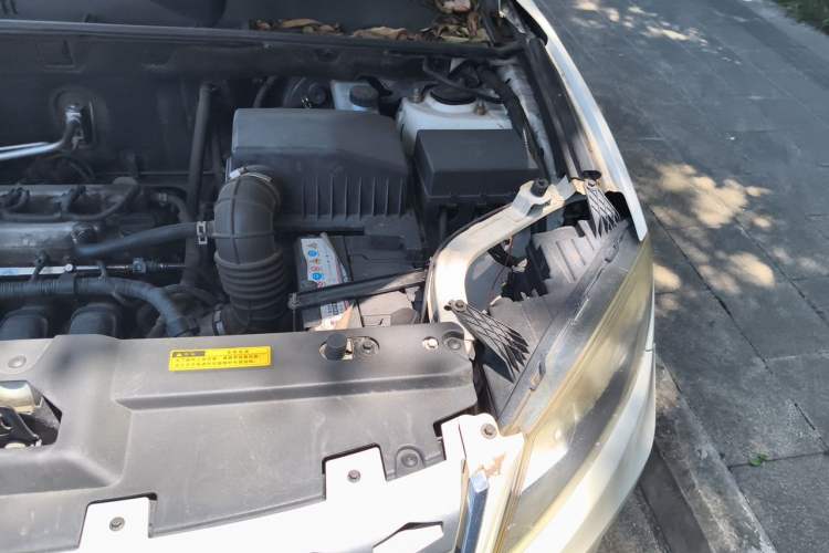 Used Yema T70 2015 1.8L Manual Comfort Model Engine Bay Left
