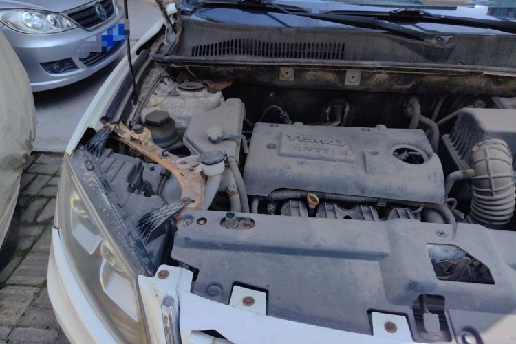Used Yema T70 2015 1.8L Manual Elite Model Engine Bay Right