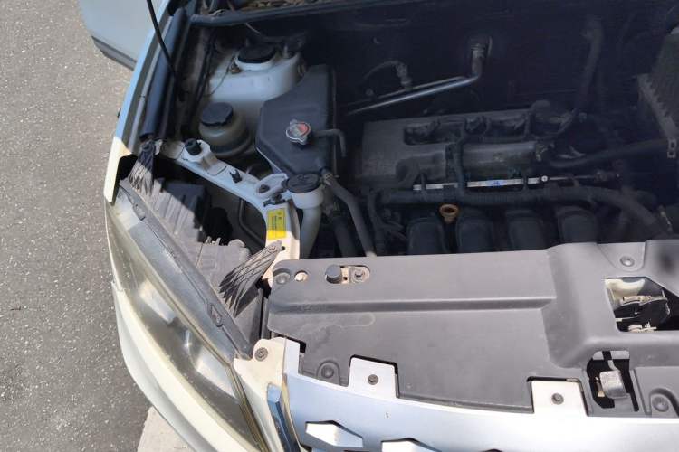 Used Yema T70 2015 1.8L Manual Comfort Model Engine Bay Right