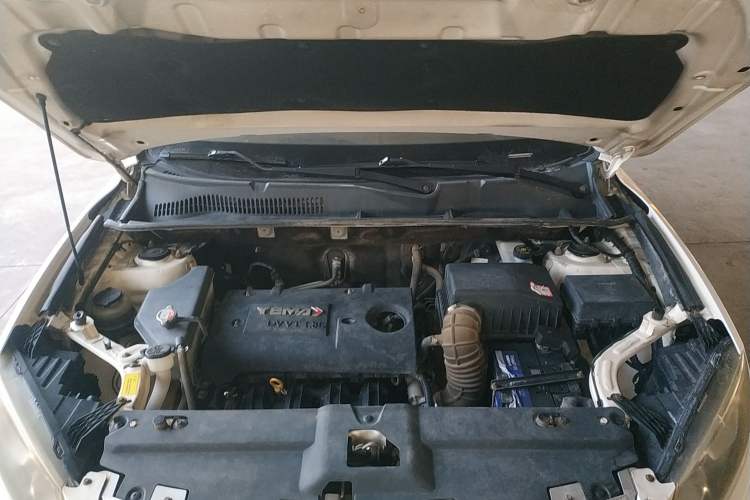 Used Yema T70 2015 1.8L Manual Elite Model Engine Bay