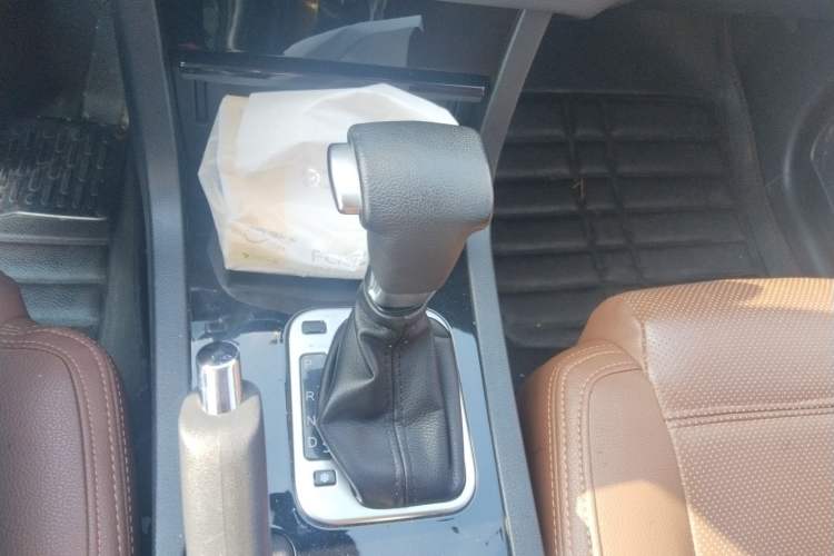 Used Yema T70 2015 1.8T CVT Smart Model Gear Lever