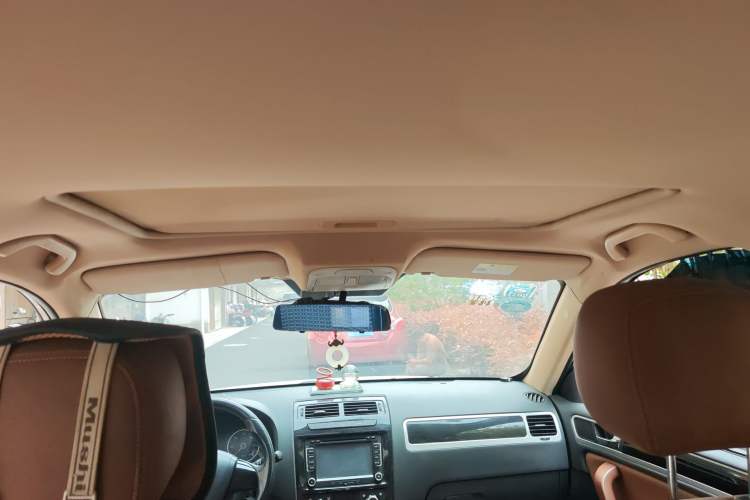 Used Yema T70 2015 1.8L Manual Luxury Model Headliner