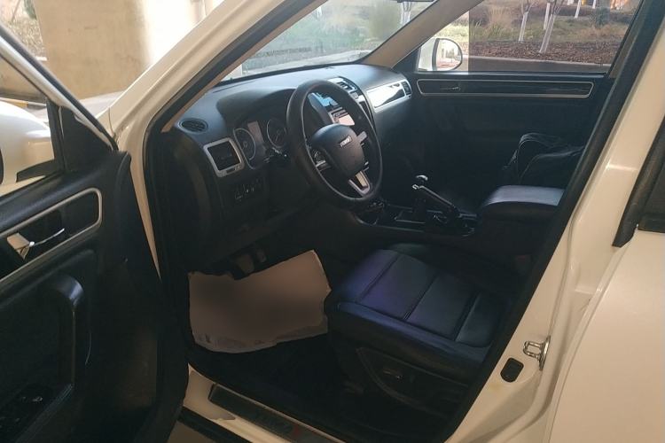 Used Yema T70 2015 1.8L Manual Elite Model Interior 3