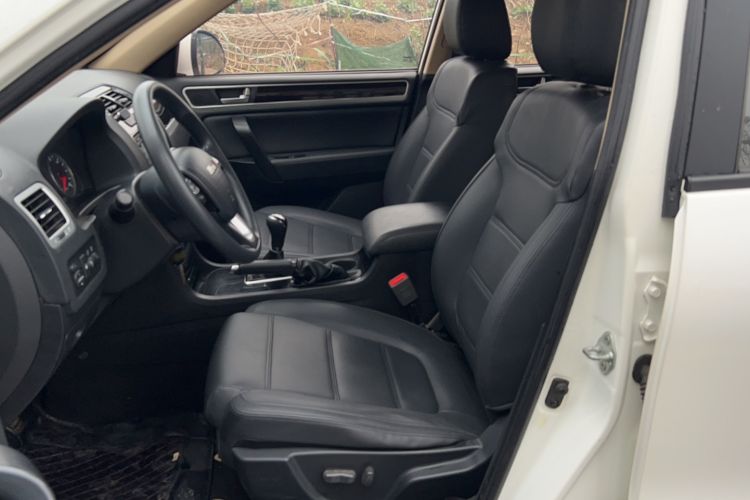 Used Yema T70 2015 1.8L Manual Elite Model Left Front Seat
