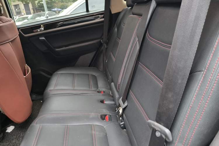 Used Yema T70 2015 Revised 1.8L Manual Elite Version Left Rear Seat