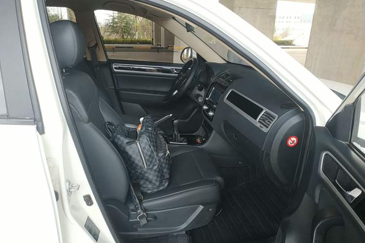 Used Yema T70 2015 1.8L Manual Elite Model Right Front Seat