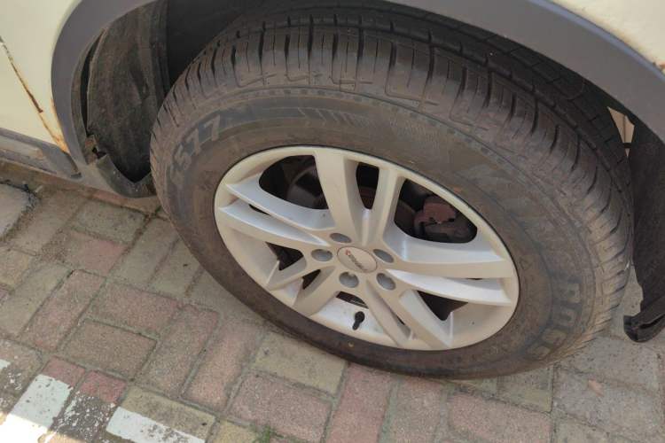 Used Yema T70 2015 1.8L Manual Elite Model Right Front Wheel Hub