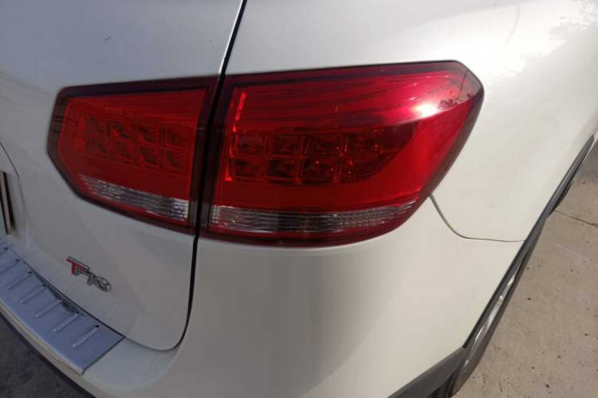 Used Yema T70 2015 Revised 1.8T CVT Elegant Version Right Rear Taillight