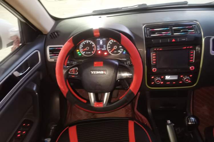 Used Yema T70 2015 1.8L Manual Elite Model Steering Wheel