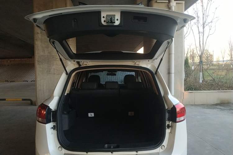Used Yema T70 2015 1.8L Manual Elite Model Trunk