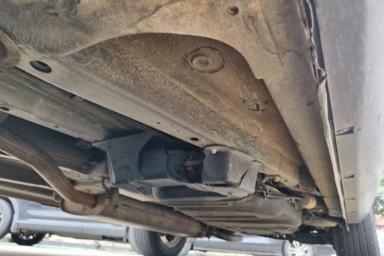 Used Yema T70 2015 1.8T CVT Flagship Model Chassis Front Left