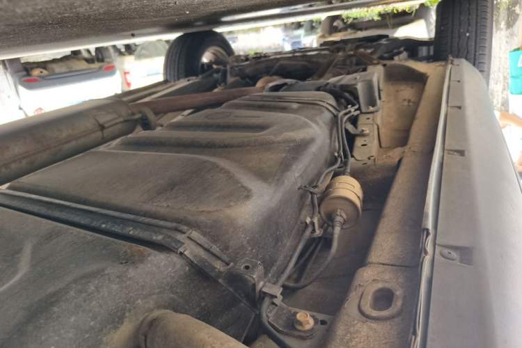 Used Yema T70 2015 1.8T CVT Flagship Model Chassis Rear Left