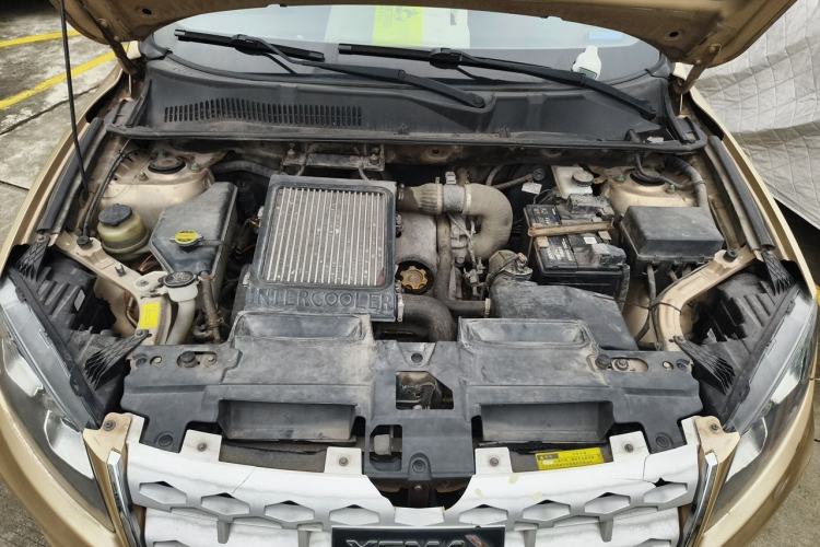 Used Yema T70 2015 1.8T CVT Flagship Model Engine Bay