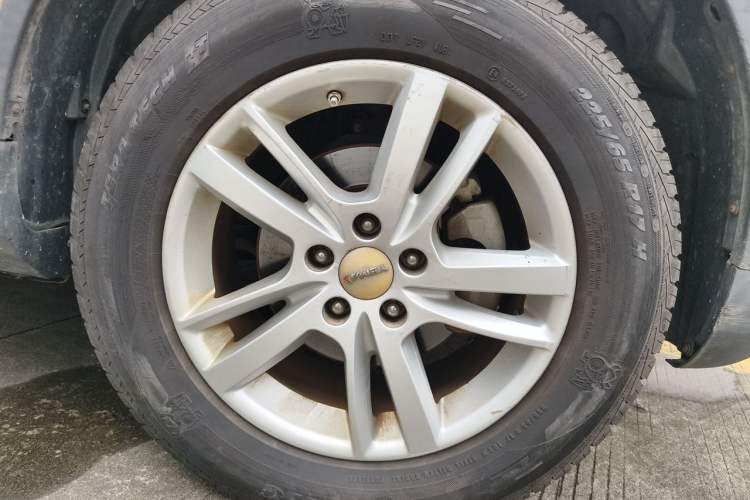 Used Yema T70 2015 1.8T CVT Flagship Model Right Front Wheel Hub