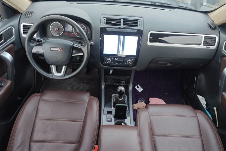 Used Yema T70 2016 Upgraded Model 1.8L Manual Comfort Version Center Console