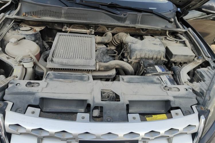 Used Yema T70 2016 Upgraded Model 1.5T Manual Luxury Version Engine Bay
