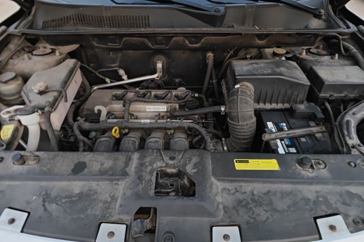 Used Yema T70 2016 Upgraded Model 1.8L Manual Comfort Version Engine Bay