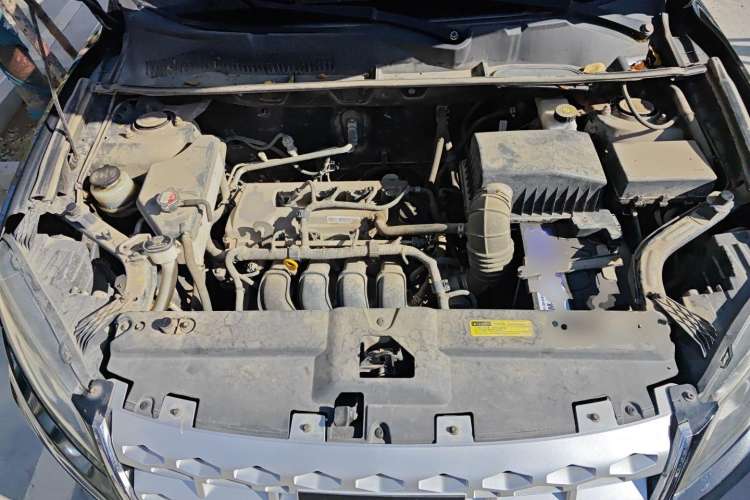 Used Yema T70 2016 1.8L Manual Comfort Model Engine Bay