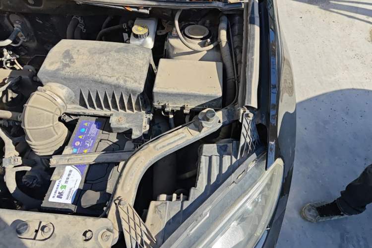 Used Yema T70 2016 1.8L Manual Comfort Model Engine Bay Left