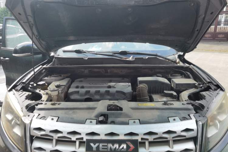 Used Yema T70 2016 Upgraded Model 1.8L Manual Elite Version Engine Bay