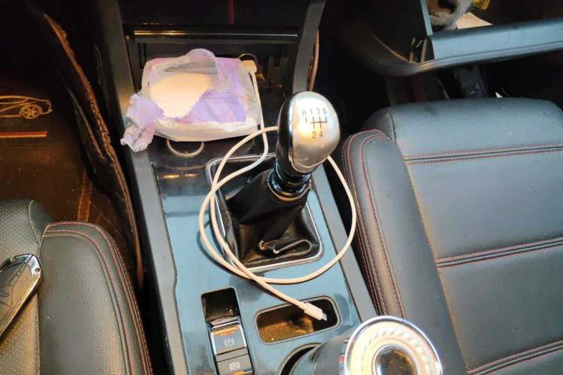 Used Yema T70 2016 Upgraded Model 1.5T Manual Luxury Version Gear Lever
