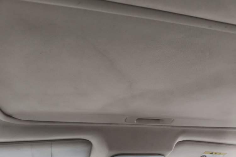 Used Yema T70 2016 1.8T CVT Elegant Model Headliner