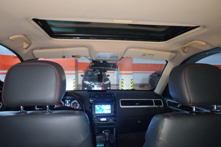 Used Yema T70 2016 1.8T CVT Elegant Model Headliner