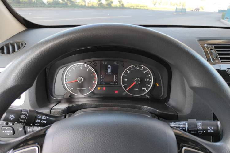 Used Yema T70 2016 Upgraded Model 1.5T Manual Luxury Version Instrument Cluster