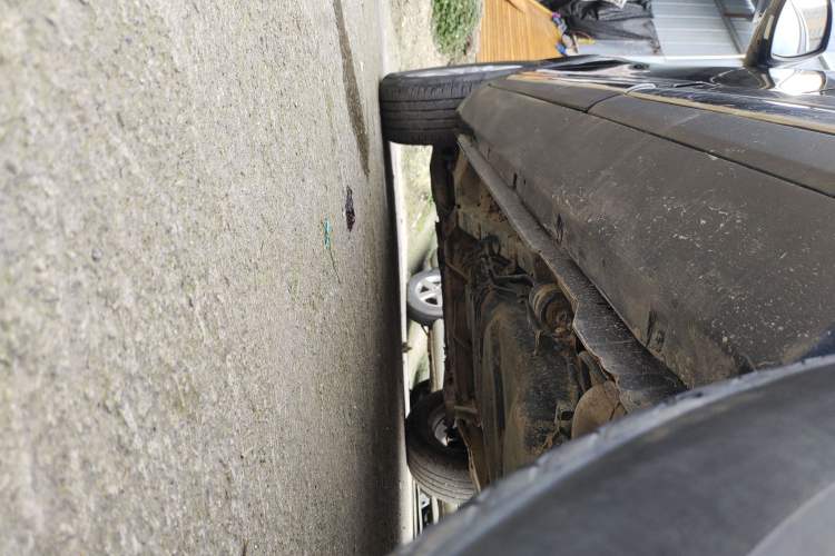 Used Yema T70 2016 1.8L Manual Elite Version Left Side Sill