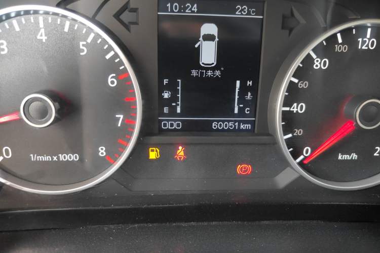 Used Yema T70 2016 Upgraded Model 1.5T Manual Luxury Version Odometer Close Up