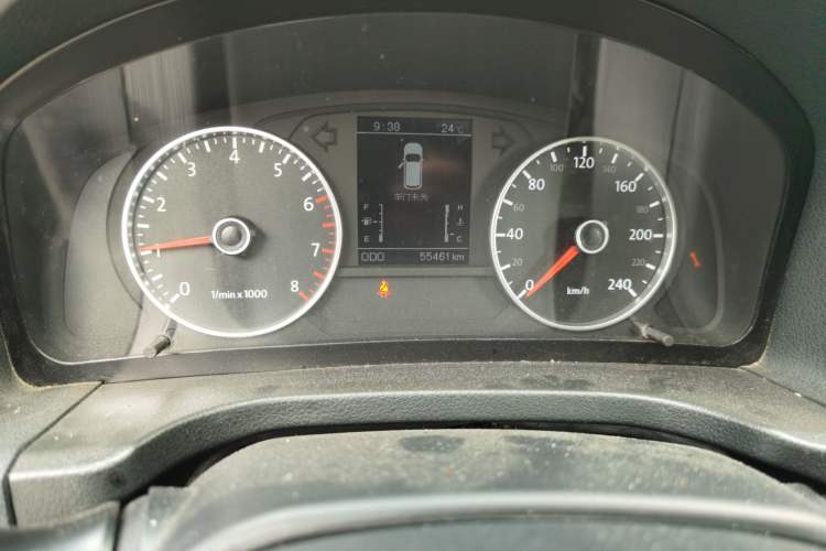 Used Yema T70 2016 Upgraded Model 1.8L Manual Elite Version Odometer Close Up