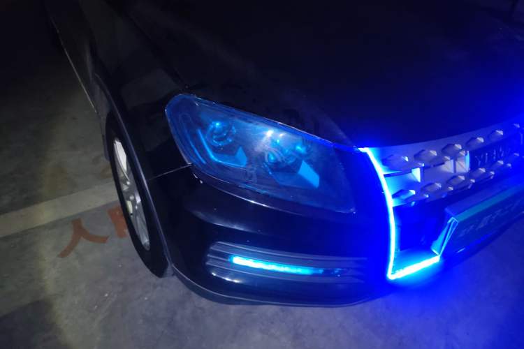 Used Yema T70 2016 1.8T CVT Elegant Model Right Front Headlight